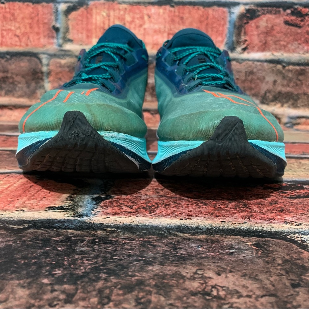 Nike Zook Fly 3 Athletic Shoes 👋🏼 - Picture 7 of 10